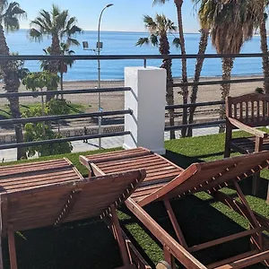 loft-con-gran-terraza-en-primera-linea-de-playa.1costadelsol.com/